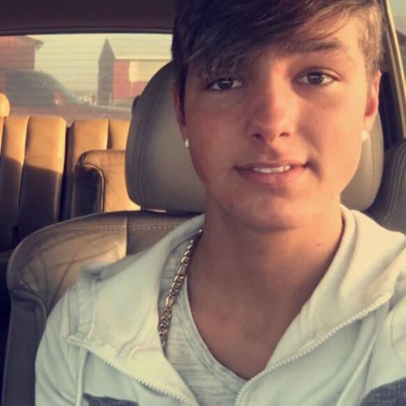 Meet your Posher, Sam - Picture 1 of 1